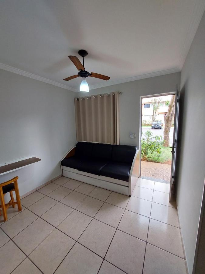 Diroma Fiori 89 Com Roupa De Cama E Banho. * Caldas Novas